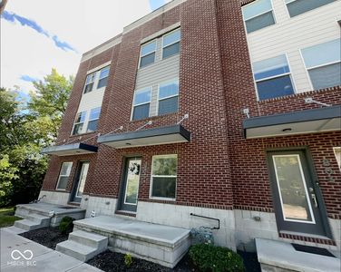 805 Bates St, Indianapolis, IN, 46202