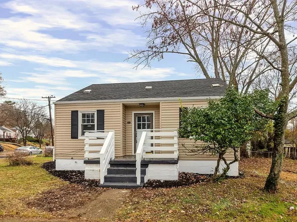 5220 Saguin St, Cincinnati, OH 45227