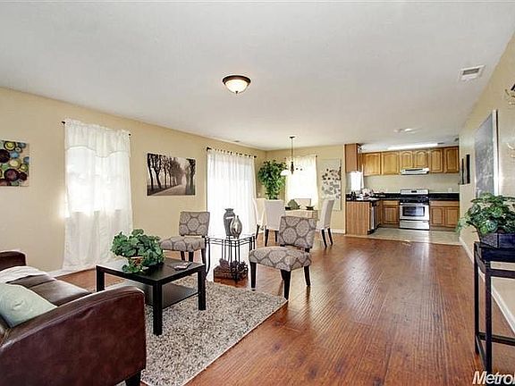 4th image of 3520 9th Ave