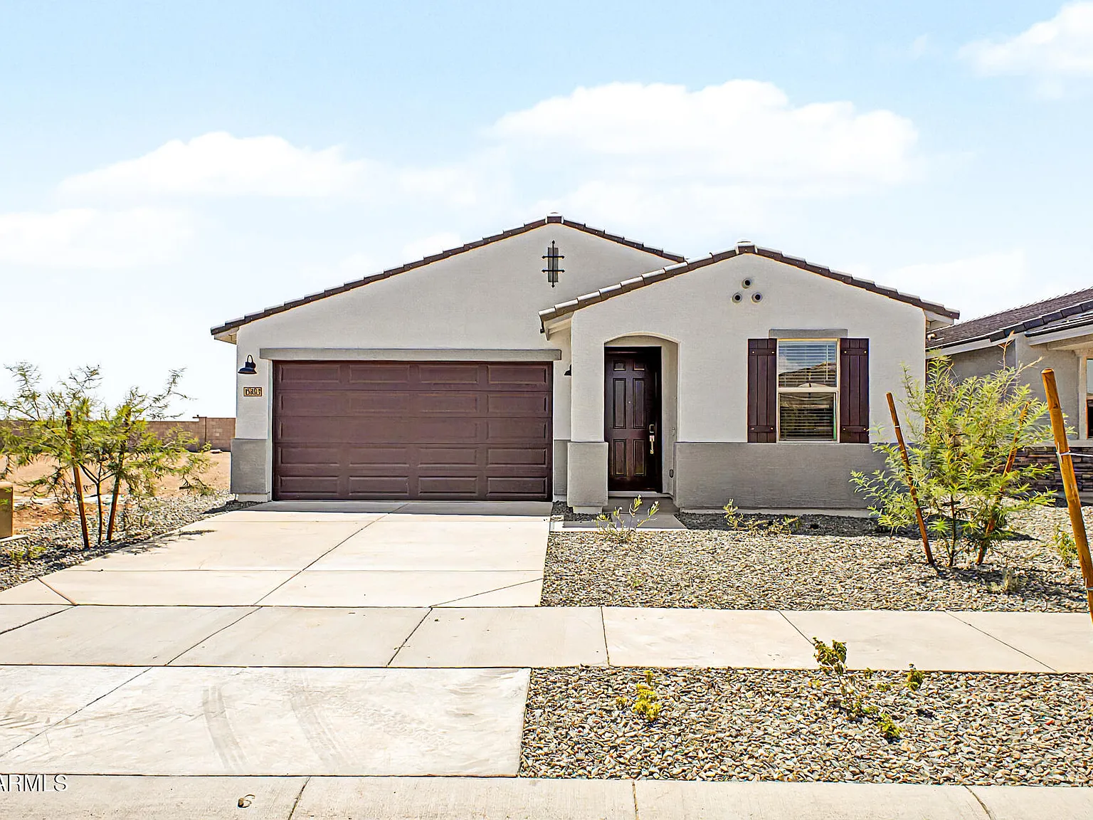 4 bed, 3.0 bath, 2049 sqft, $2,350 — Photo 1