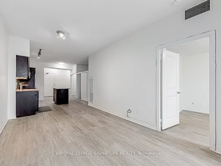 2885 Bayview Ave #602 — Photo 13