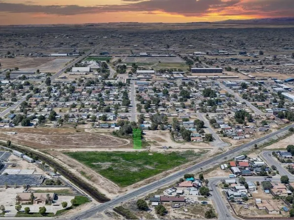 2130 Sunshine Ave, Bakersfield, CA 93307