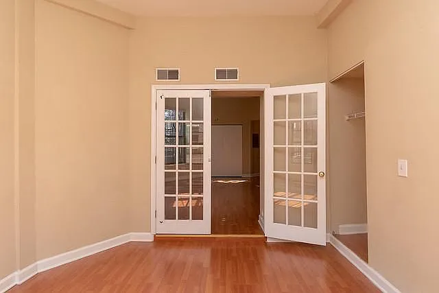 742 W. Fullerton — Photo 13