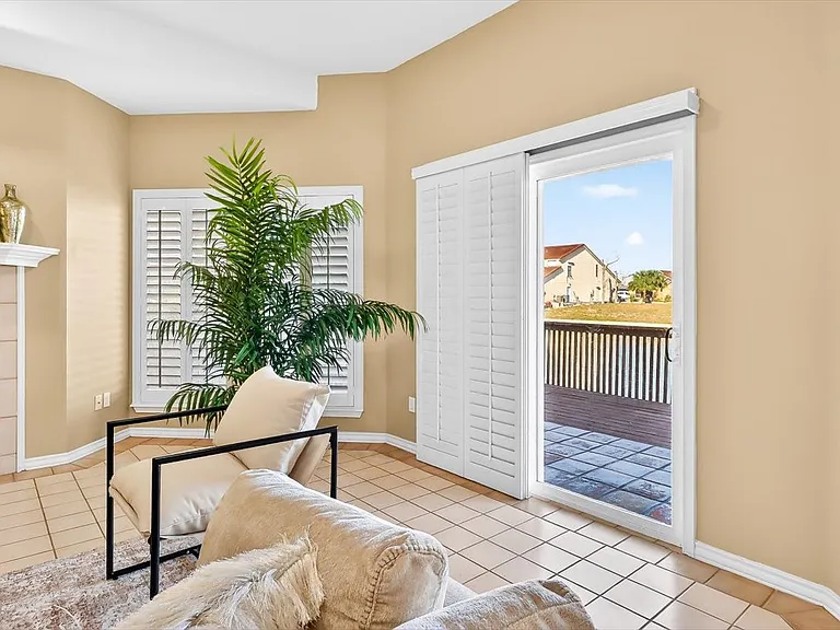 15222 Isla Pinta Ct — Photo 13