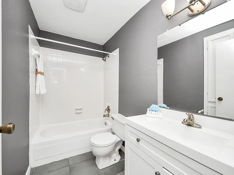 2750 Holly Hall St #911 — Photo 27