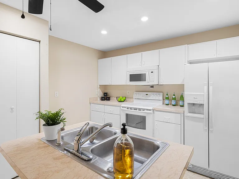 Kitchen with an island.