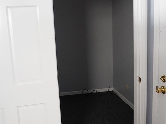 4th image of 3400 S Union Ave #1F