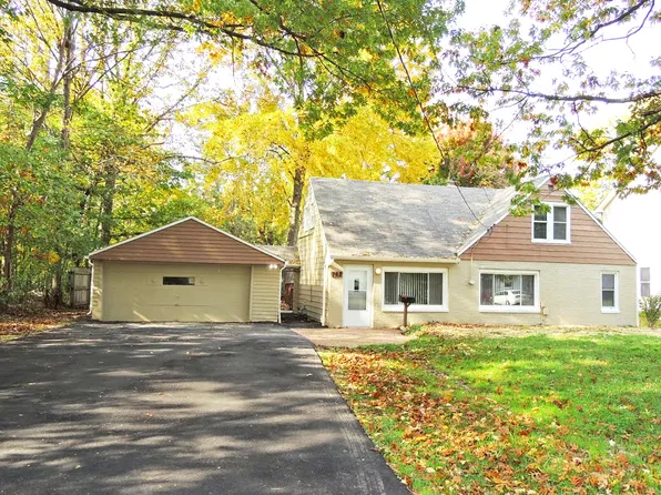 762 E 345th St, Eastlake, OH 44095