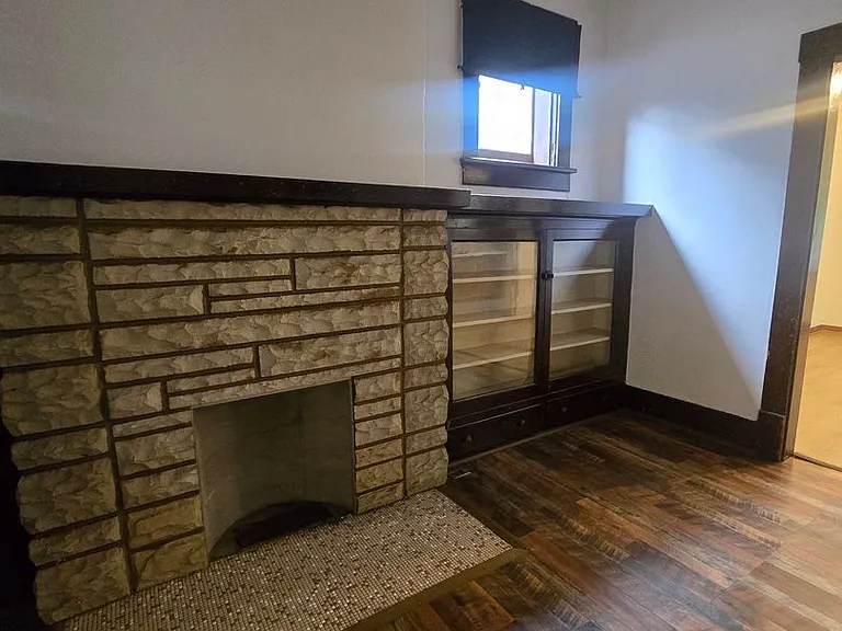 37 Walnut St — Photo 9