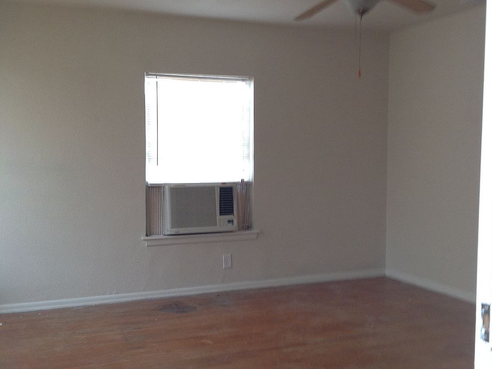 1st image of 2915 Tillie Dr