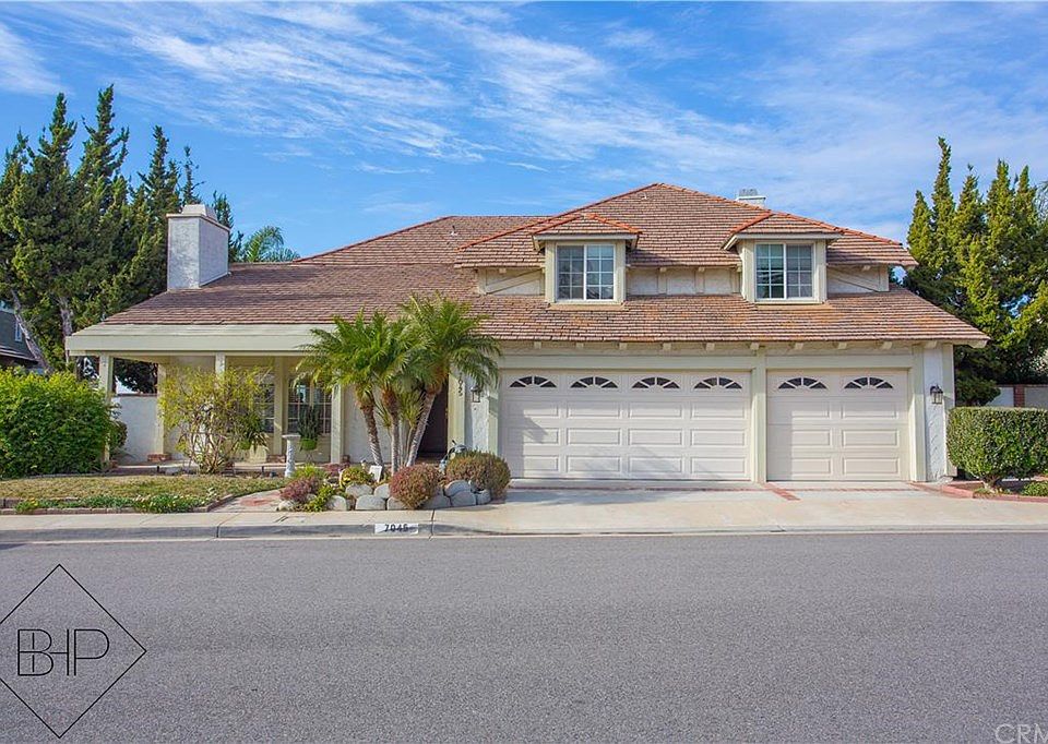 2nd image of 7045 E Country Club Ln