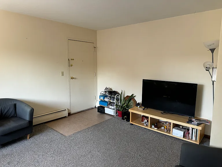 35 Floral Ave #14 — Photo 7