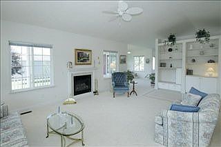 5th image of 1004 Comstock Ct