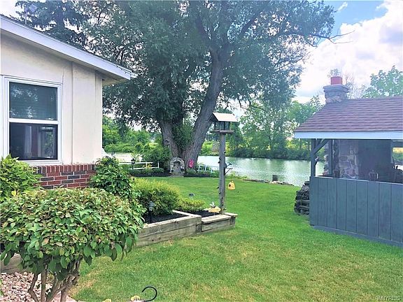 2nd image of 4036 Lockport Ave