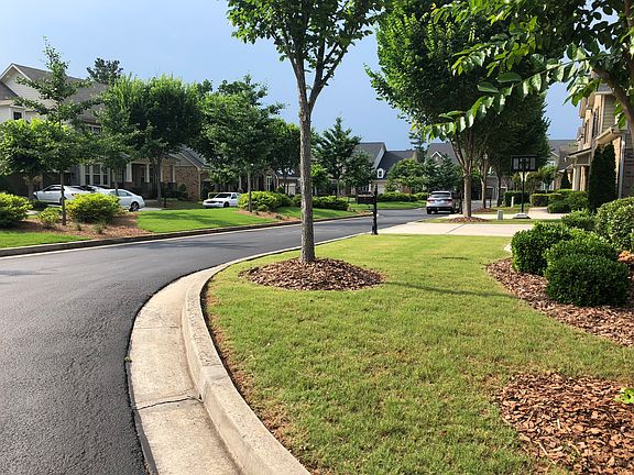 3rd image of 809 Pistace Ct