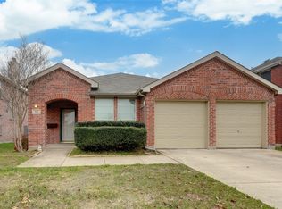 121 Wandering Dr, Forney, TX 75126
