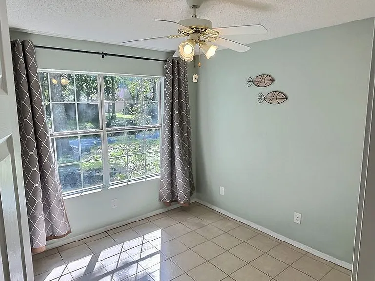 1705 Seagull Ave — Photo 12