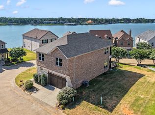 172 Marina Dr, Mabank, TX 75156