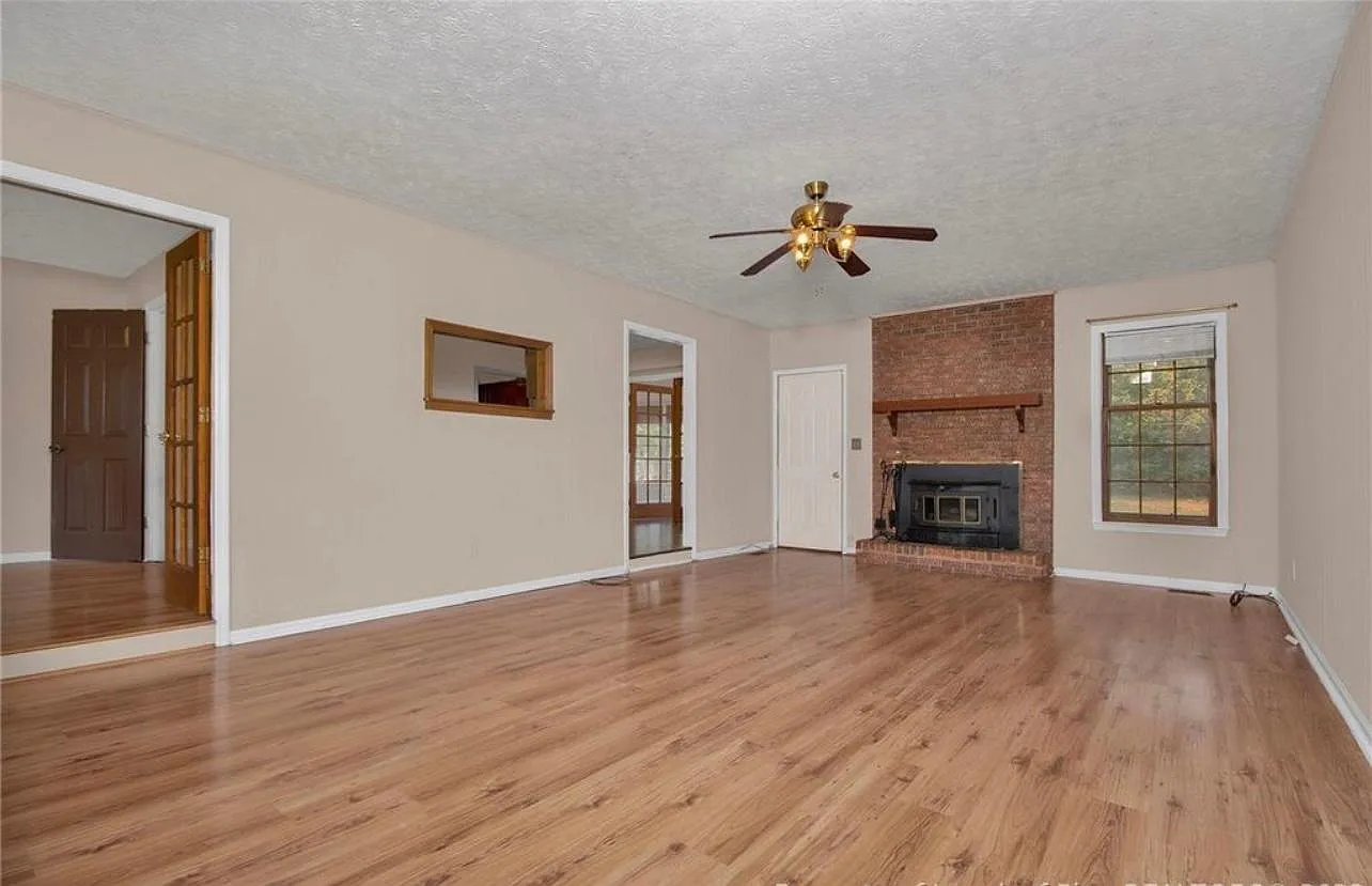 607 Knob Ct — Photo 3
