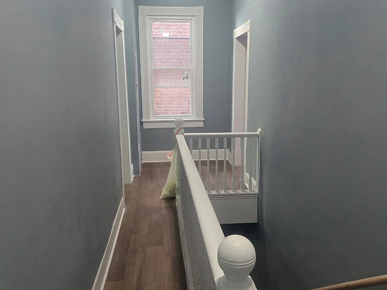 254 Columbia St — Photo 6