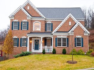 262 Estates Dr, Gibsonia, PA
