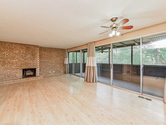 5th image of 5514 E Lake Dr APT C