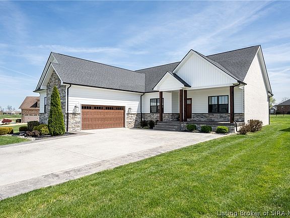 2nd image of 1719 Champions Pointe Parkway