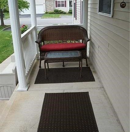 3rd image of 50 Meadow Pond Cir