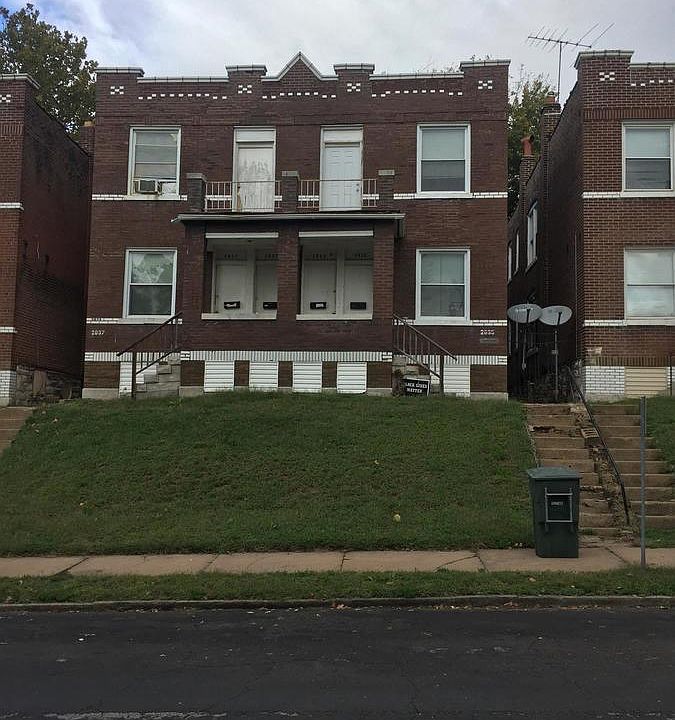 1st image of 2835 Miami St #A