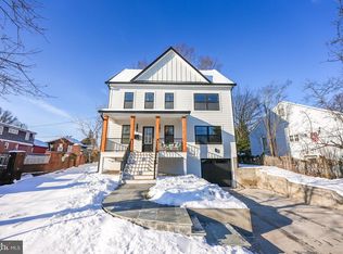 810 N Abingdon St, Arlington, VA 22203