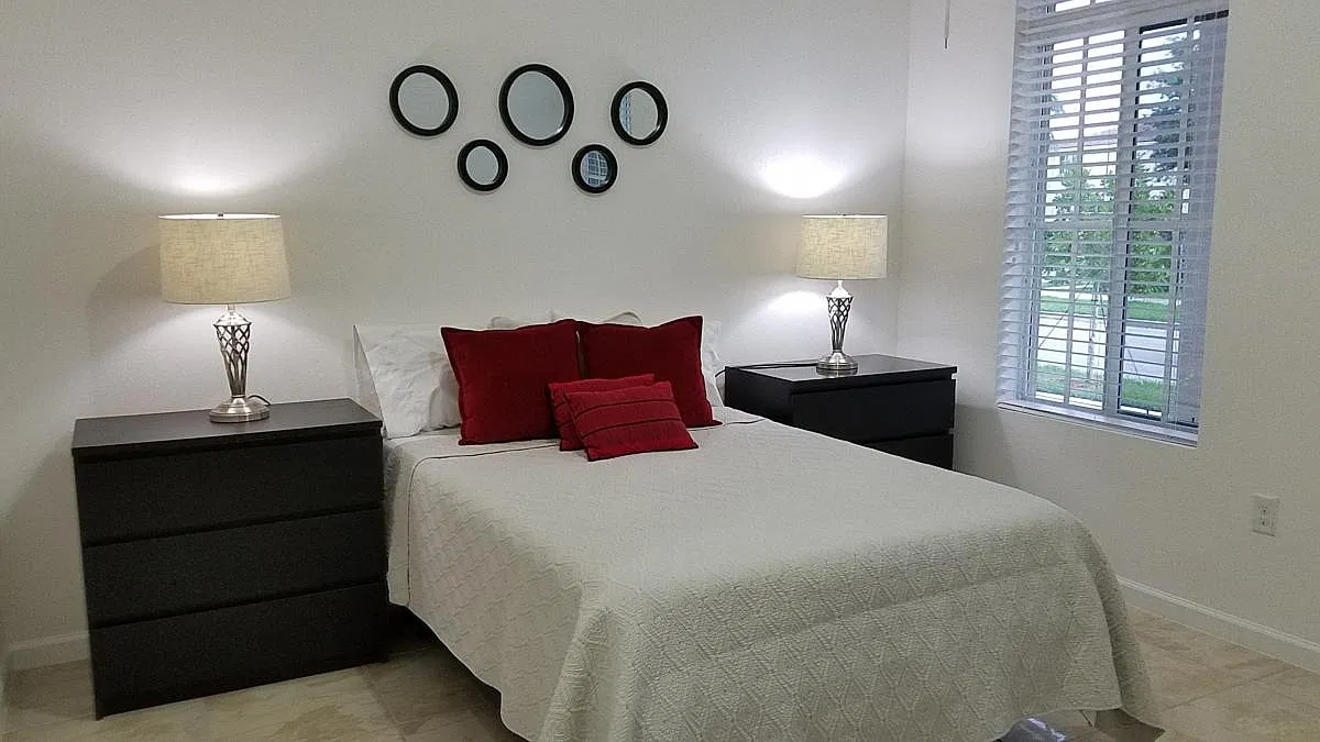 1 bed, 800 sqft, $1,500 — Photo 1