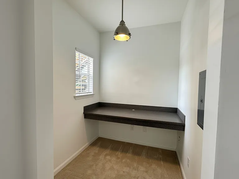 1104 Walden Park Dr — Photo 13