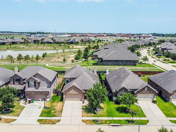 4th image of 23110 Verona Vista Dr