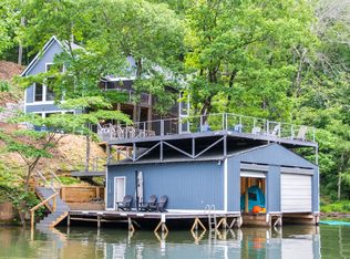 159 Deerwood Dr, Lake Lure, NC 28746