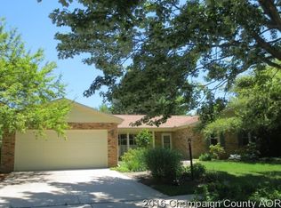 2118 Bristol Rd, Champaign, IL 61821