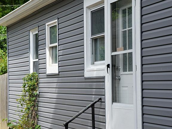 4th image of 4860 Evanston Ave