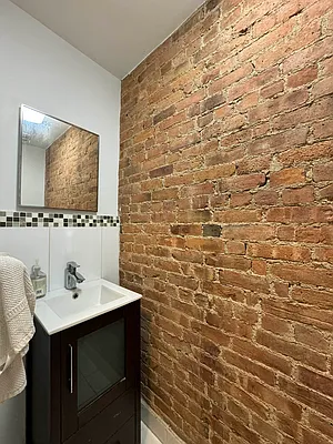 Rented by Mauro Bros Real Estate Services LLC | media 25