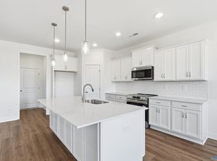 110 Lucy Lynn Blvd, Meridianville, AL 35759