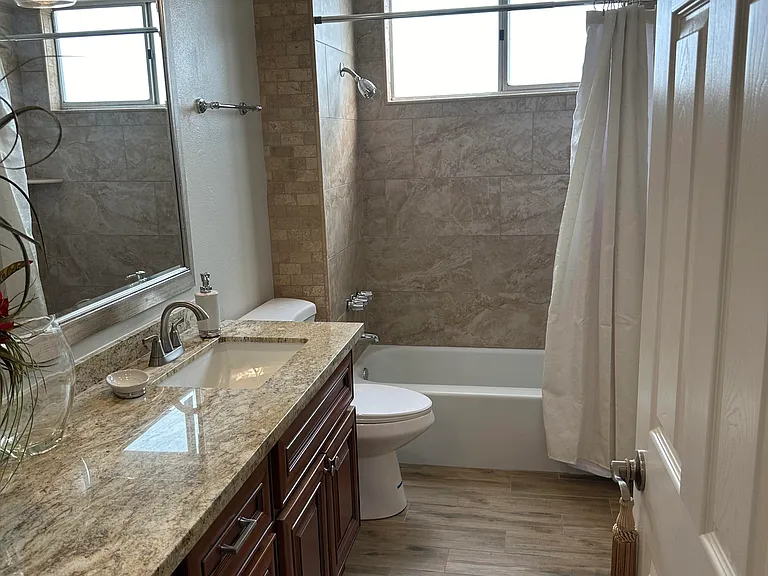 25863 Pacific St #7 — Photo 8