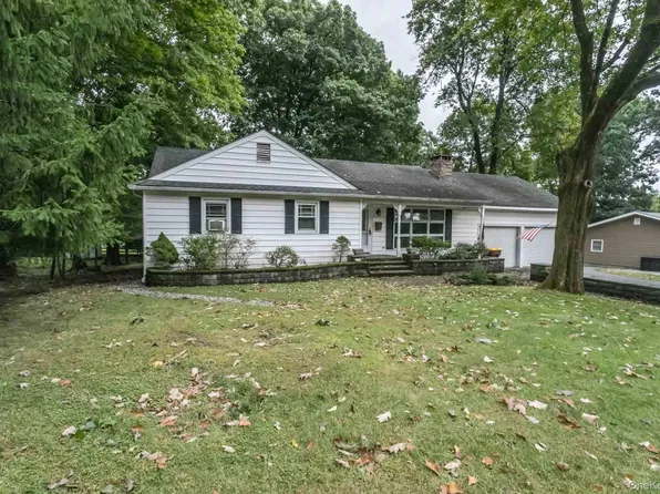 8 Crescent Avenue, Warwick, NY 10990