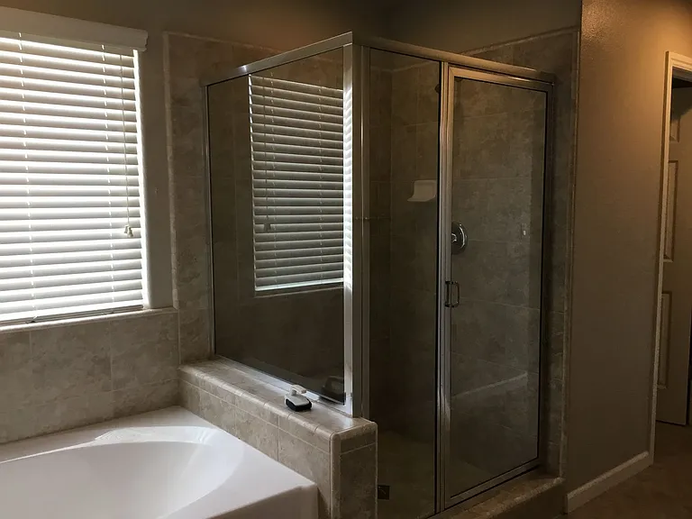 3431 Marengo Ave — Photo 13