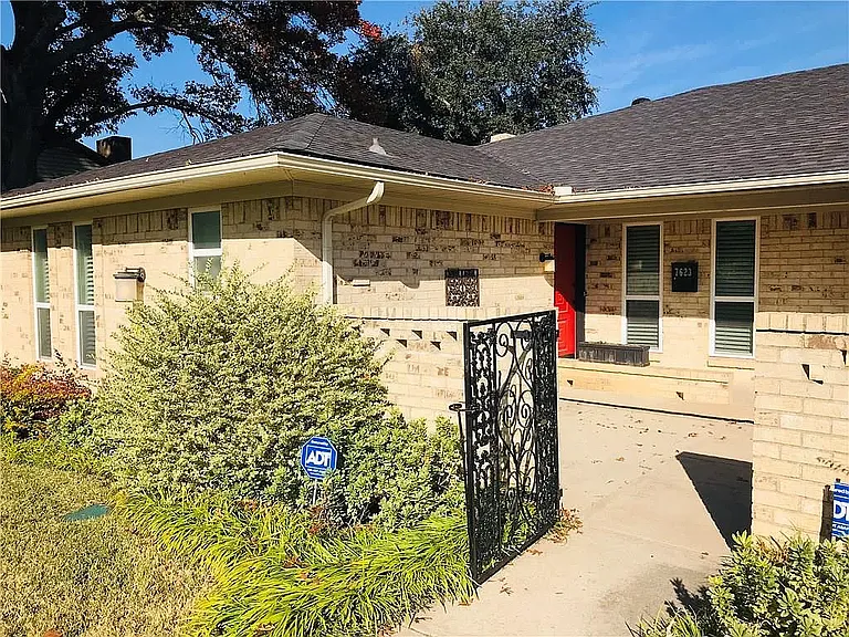 7623 Wellcrest Dr — Photo 13