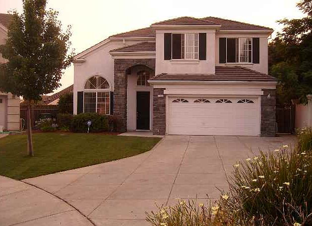 1st image of 33769 Heritage Ct