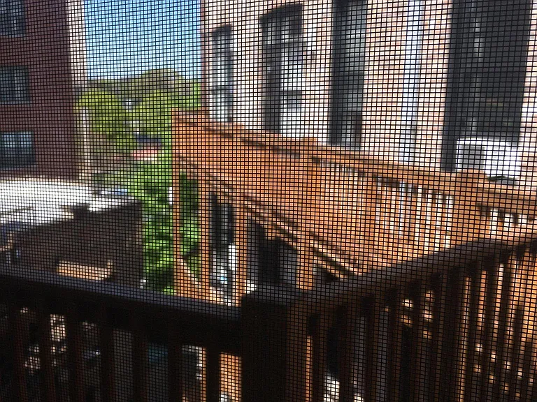 1909 N Lincoln Ave #4S — Photo 11