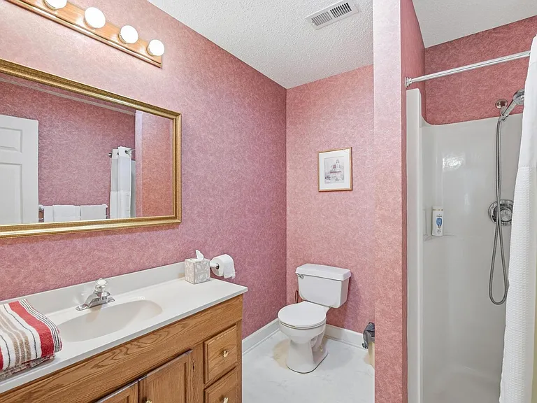 2726 Pheasant Run St — Photo 16