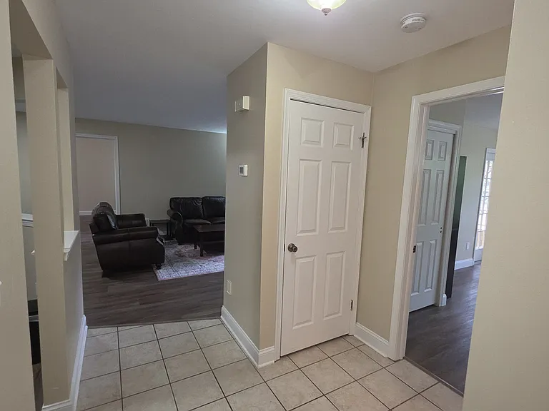 2708 Ridgefield Ct #2708 — Photo 16