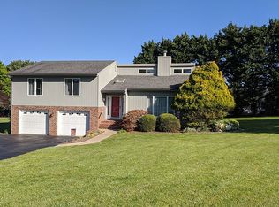 53 Hall Cir, Lexington, VA 24450