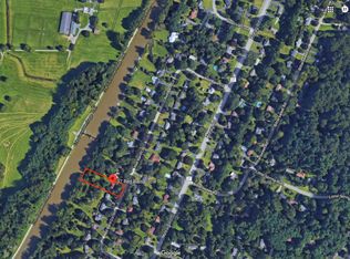 37 Red Barn Cir, Pittsford, NY 14534