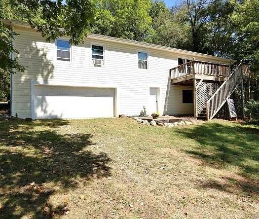5th image of 146 Windfield Cir