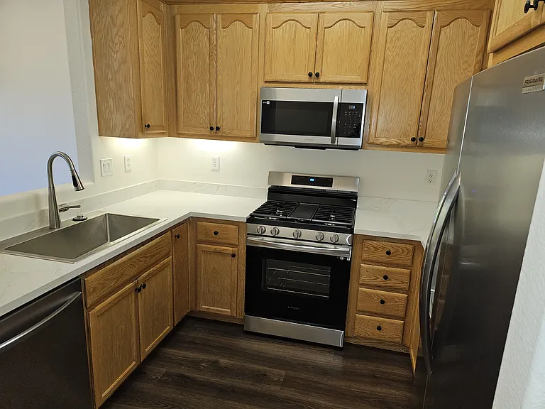 8855 Oliver Pl — Photo 5